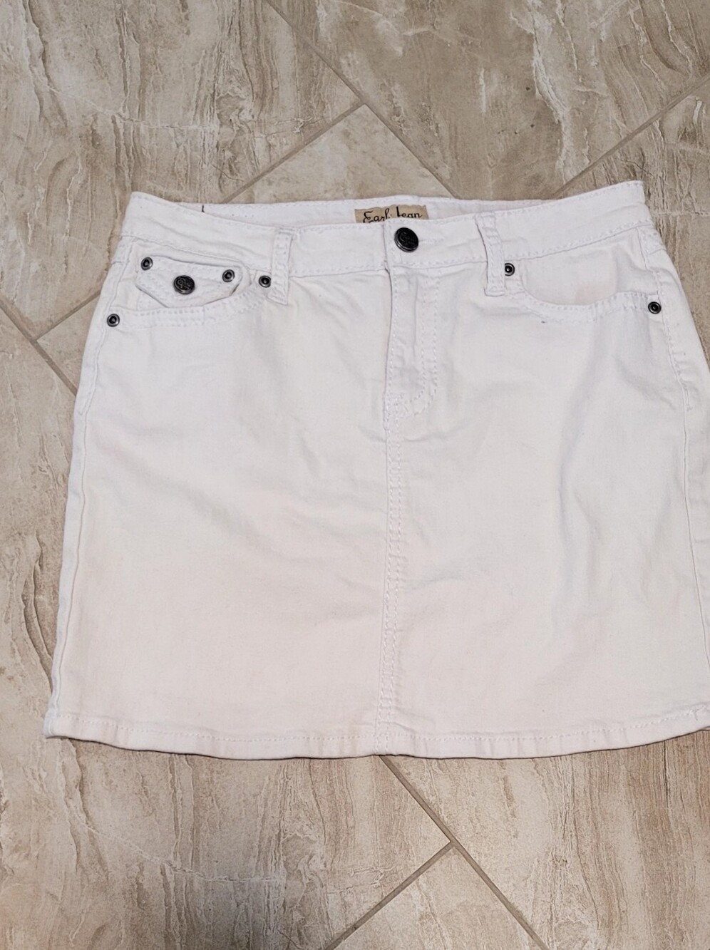 Earl Jeans White Men’s Jean Shorts